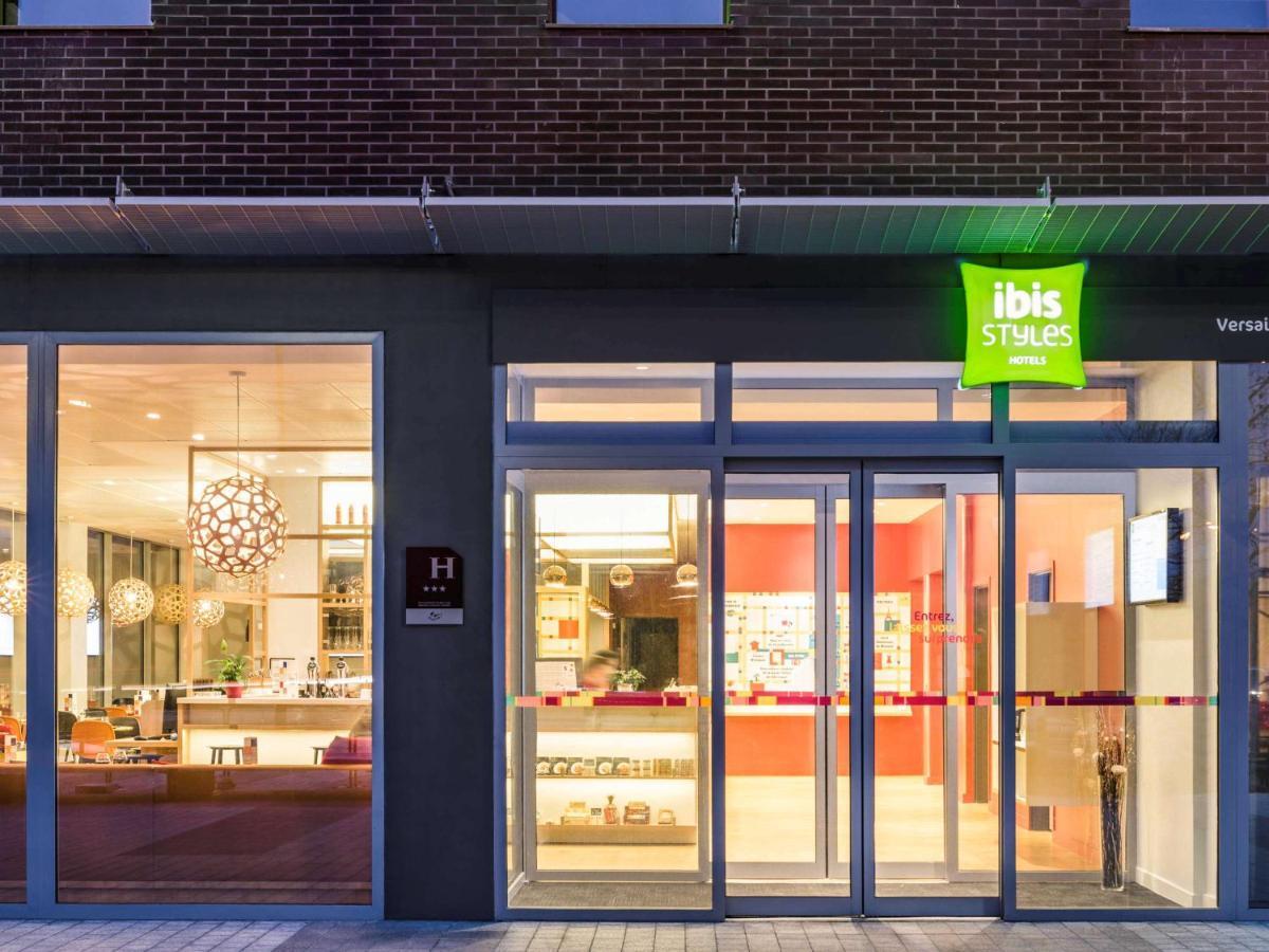 Ibis Styles Guyancourt Versailles Exteriör bild